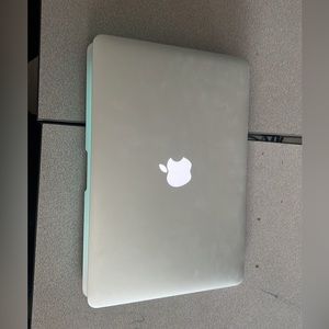 2018 Macbook 13.3 inch